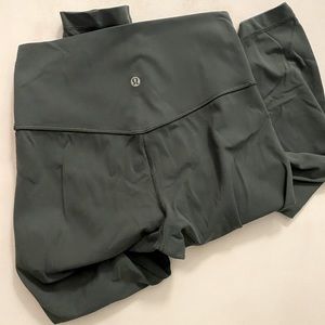 Lululemon Align size 6 Leggings